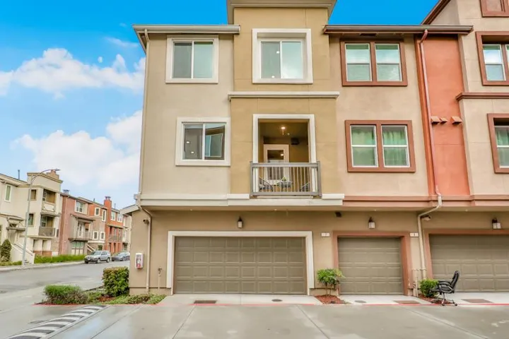 1035 Giacomo Lane 7, San Jose, California 95131