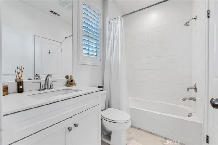 160 Gwen Lane, La Habra, California 90631