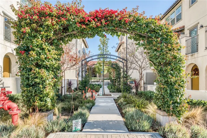 160 Gwen Lane, La Habra, California 90631