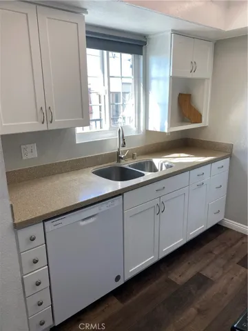 2599 Walnut Avenue 219, Signal Hill, California 90755
