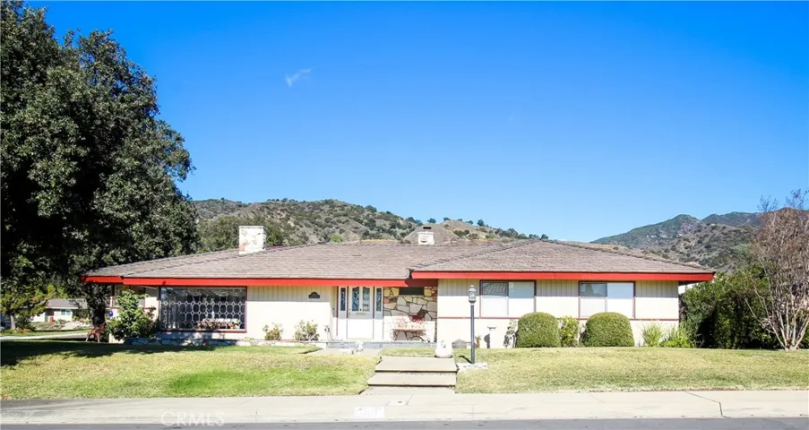 1203 Hidden Springs Lane, Glendora, California 91741