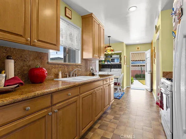 6708 Daneland Street, Lakewood, California 90713