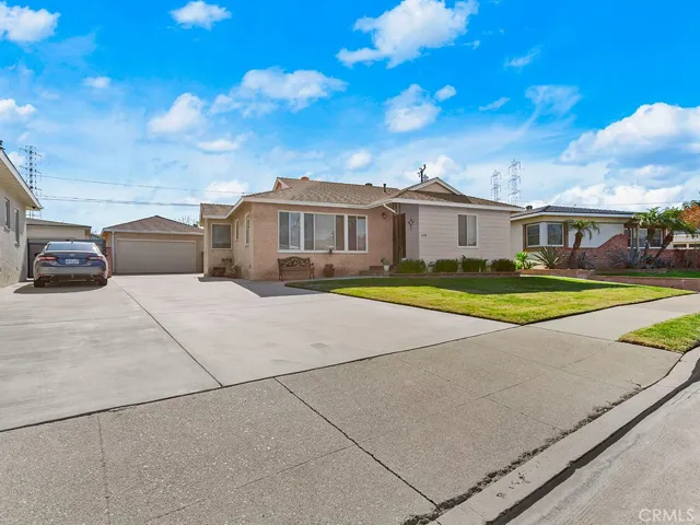 6708 Daneland Street, Lakewood, California 90713