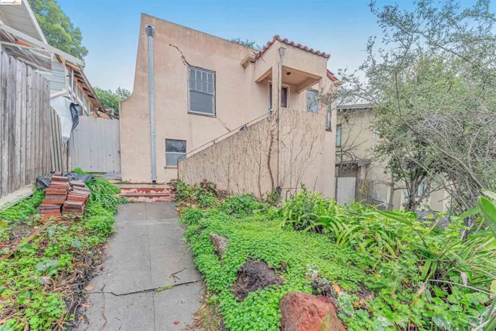 21 Cambridge Way, Piedmont, California 94611
