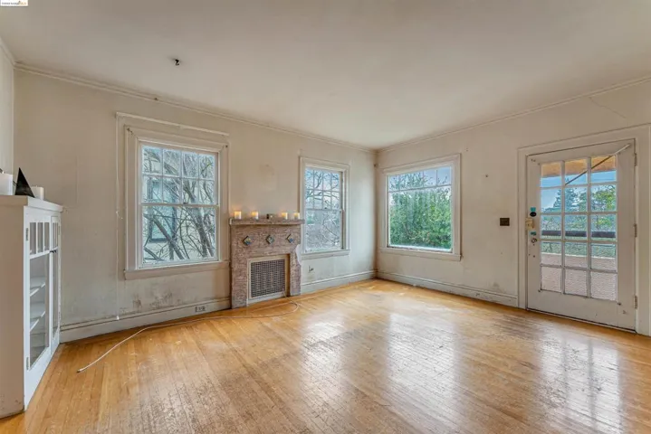 21 Cambridge Way, Piedmont, California 94611