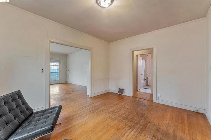 21 Cambridge Way, Piedmont, California 94611