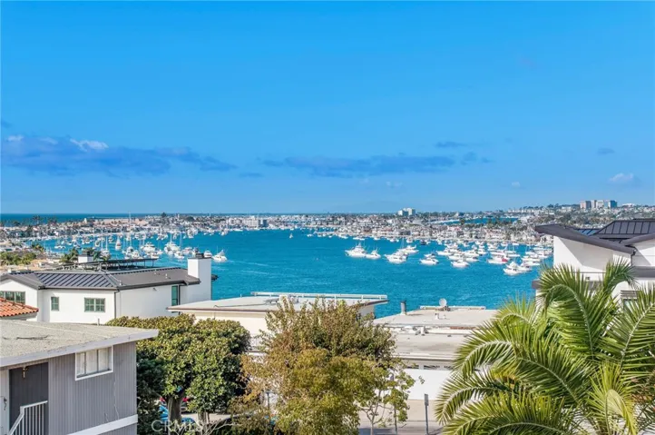 2526 Seaview Avenue, Corona Del Mar, California 92625
