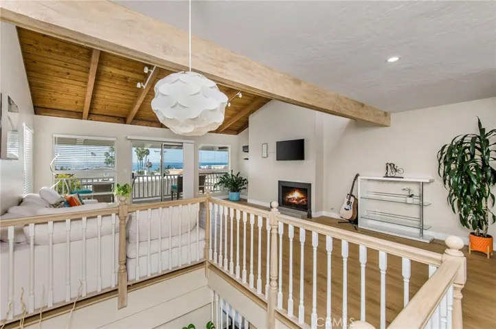 2526 Seaview Avenue, Corona Del Mar, California 92625