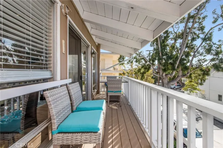 2526 Seaview Avenue, Corona Del Mar, California 92625