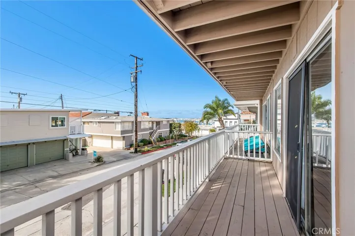 2526 Seaview Avenue, Corona Del Mar, California 92625