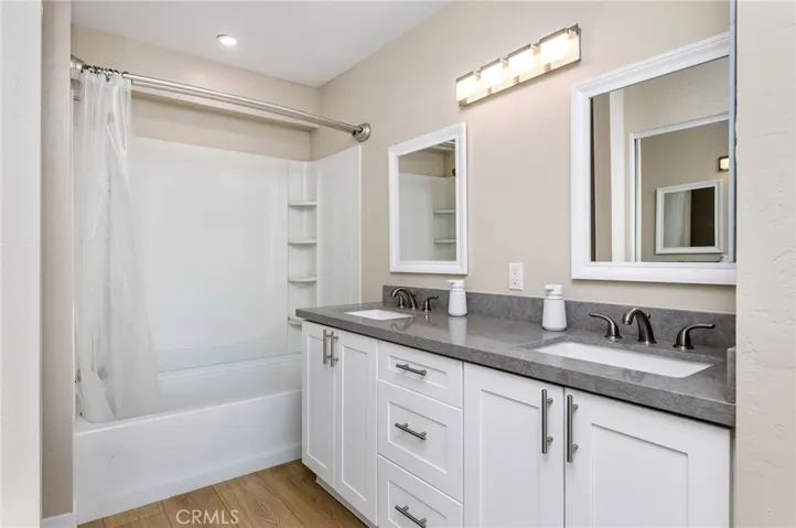 2526 Seaview Avenue, Corona Del Mar, California 92625
