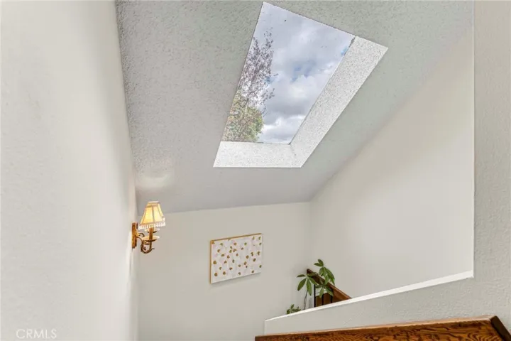 20142 Cohasset Street, Winnetka, California 91306