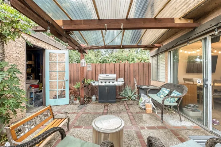 20142 Cohasset Street, Winnetka, California 91306