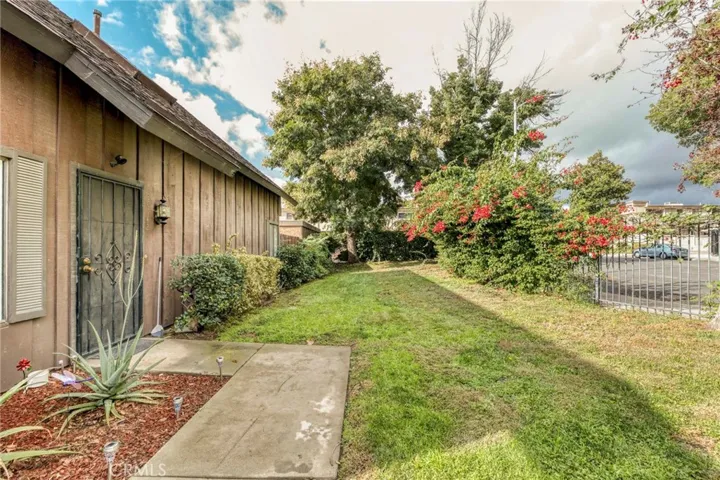 20142 Cohasset Street, Winnetka, California 91306