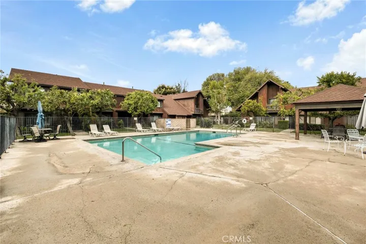 20142 Cohasset Street, Winnetka, California 91306