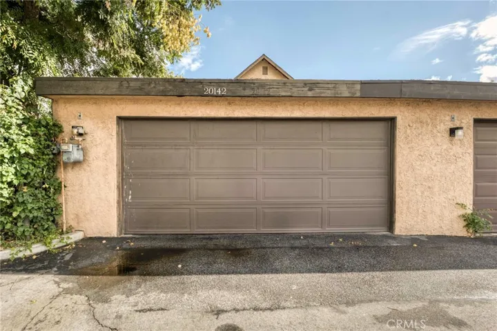 20142 Cohasset Street, Winnetka, California 91306