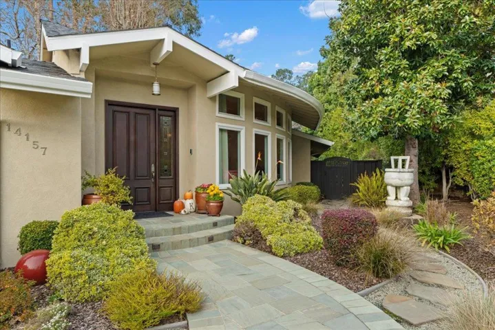 14157 Squirrel Hollow Lane, Saratoga, California 95070