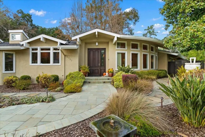 14157 Squirrel Hollow Lane, Saratoga, California 95070