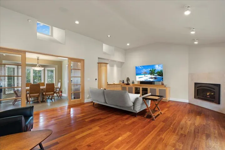 14157 Squirrel Hollow Lane, Saratoga, California 95070