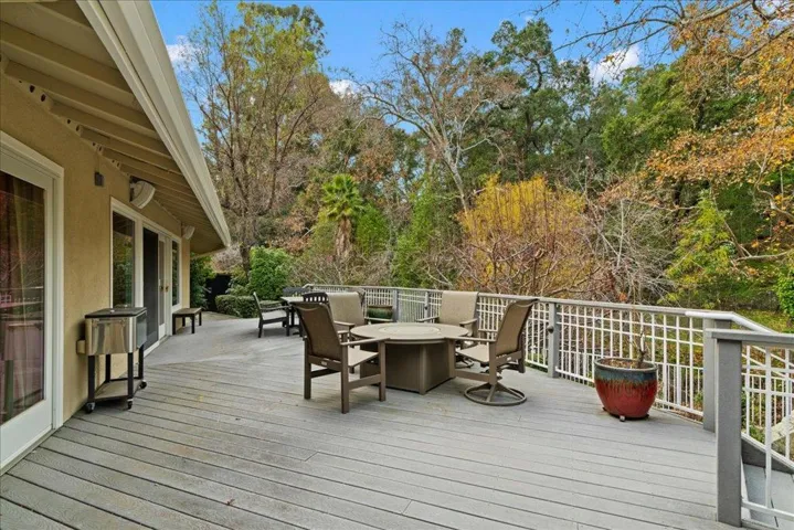 14157 Squirrel Hollow Lane, Saratoga, California 95070