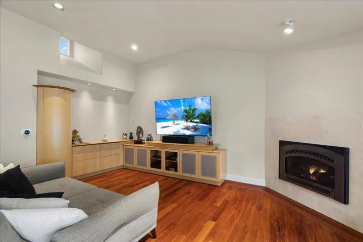 14157 Squirrel Hollow Lane, Saratoga, California 95070