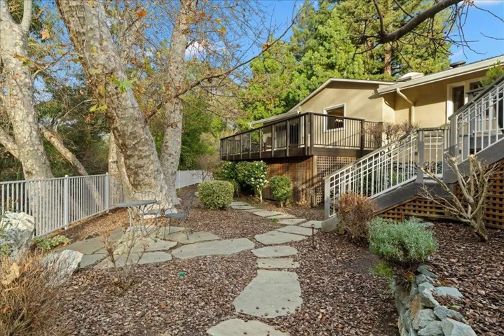 14157 Squirrel Hollow Lane, Saratoga, California 95070
