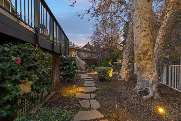 14157 Squirrel Hollow Lane, Saratoga, California 95070