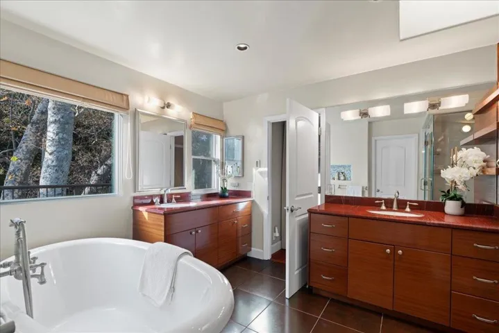 14157 Squirrel Hollow Lane, Saratoga, California 95070