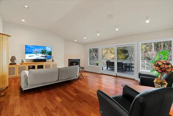 14157 Squirrel Hollow Lane, Saratoga, California 95070