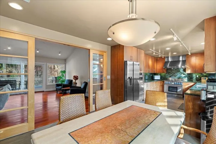 14157 Squirrel Hollow Lane, Saratoga, California 95070