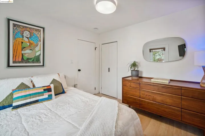 872 Milton St, Oakland, California 94607