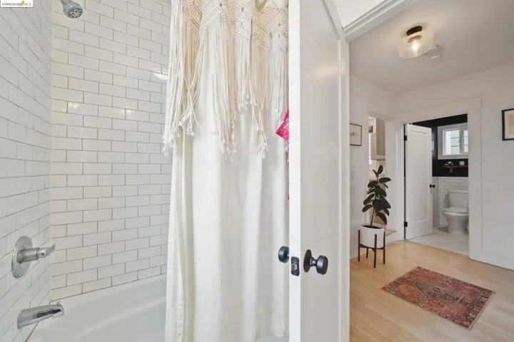 872 Milton St, Oakland, California 94607
