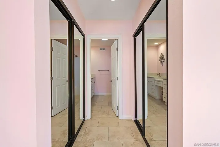 9573 High Park Lane, San Diego, California 92129