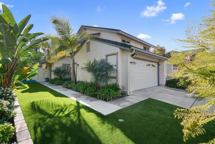 9573 High Park Lane, San Diego, California 92129