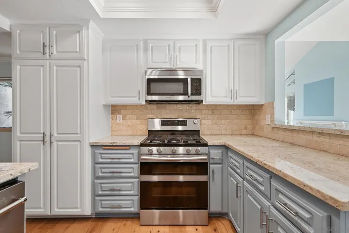 9573 High Park Lane, San Diego, California 92129
