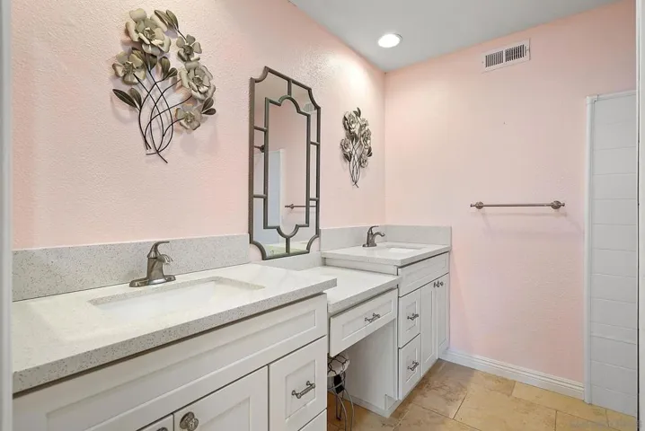 9573 High Park Lane, San Diego, California 92129
