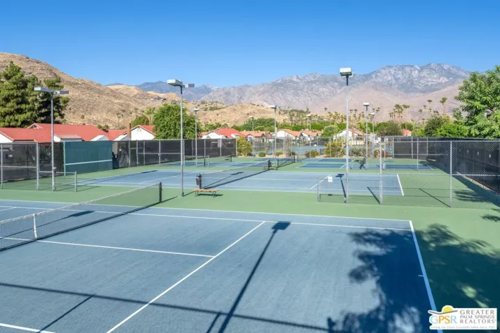 2350 Miramonte Circle D, Palm Springs, California 92264