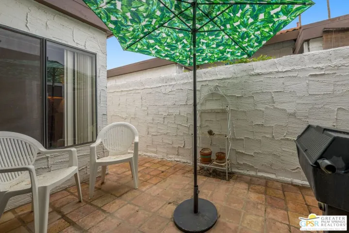 2350 Miramonte Circle D, Palm Springs, California 92264