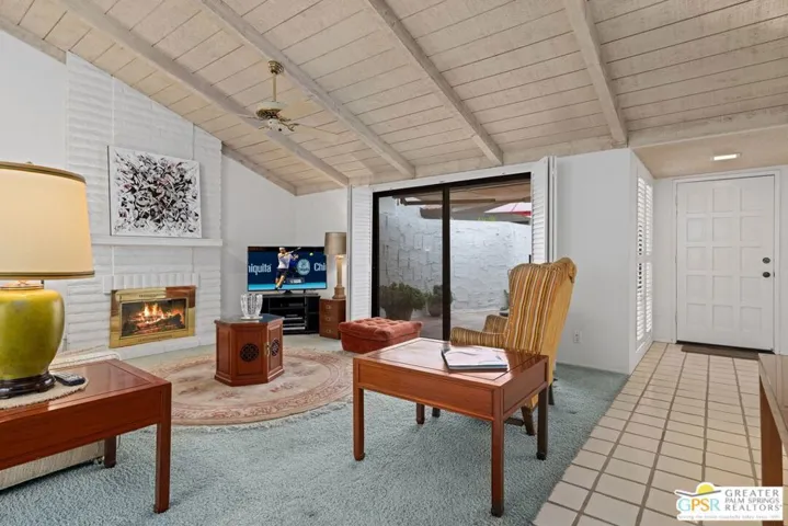 2350 Miramonte Circle D, Palm Springs, California 92264
