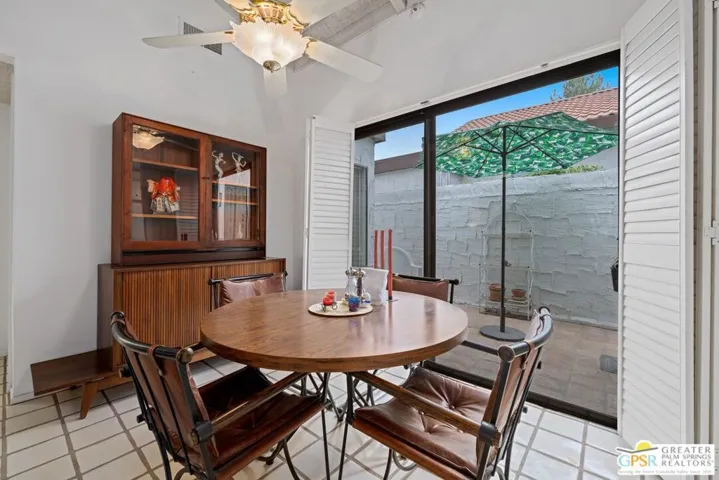2350 Miramonte Circle D, Palm Springs, California 92264