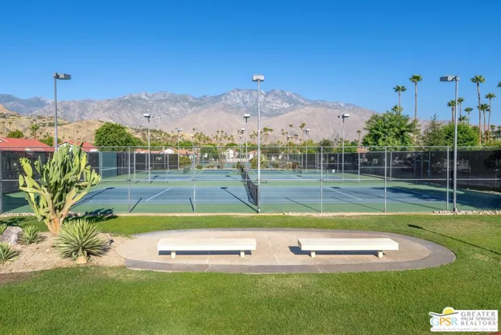 2350 Miramonte Circle D, Palm Springs, California 92264