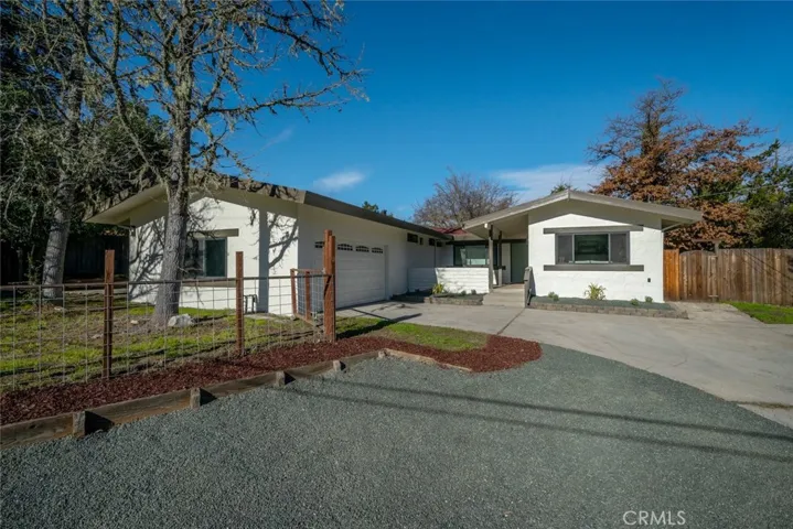7305 Curbaril Avenue, Atascadero, California 93422