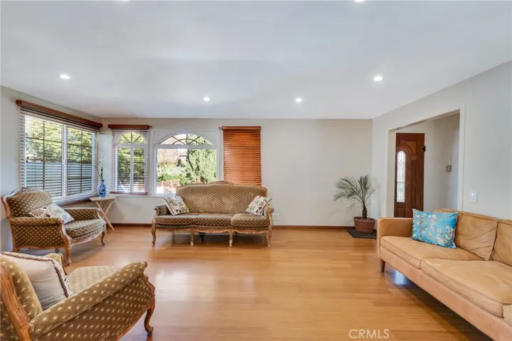 1134 Rock View Street, Los Angeles, California 90041