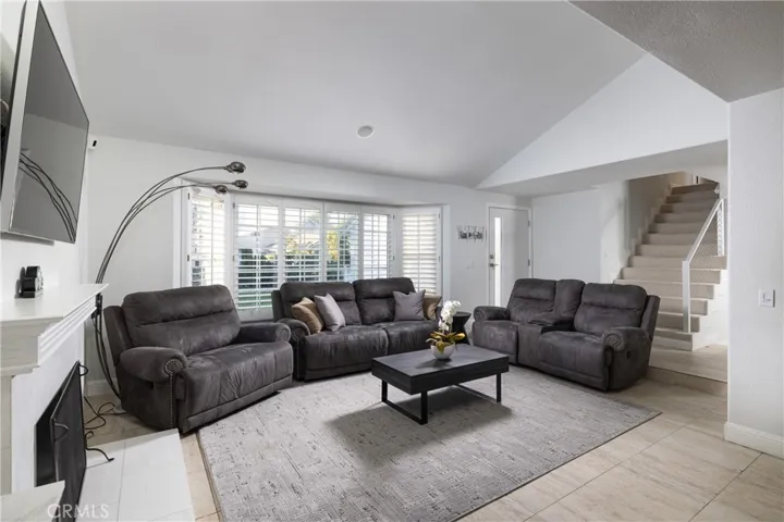 8452 Sunkist Circle, Huntington Beach, California 92646