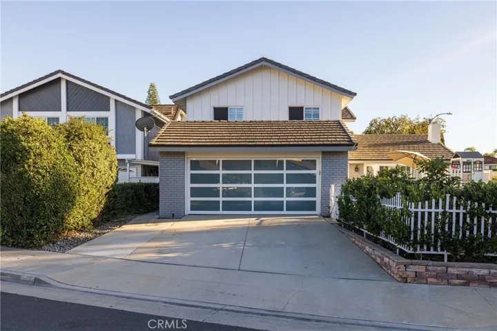 8452 Sunkist Circle, Huntington Beach, California 92646