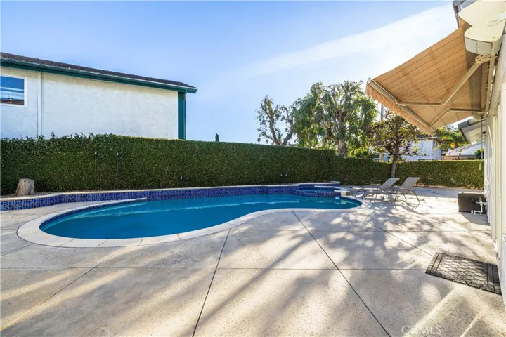 8452 Sunkist Circle, Huntington Beach, California 92646