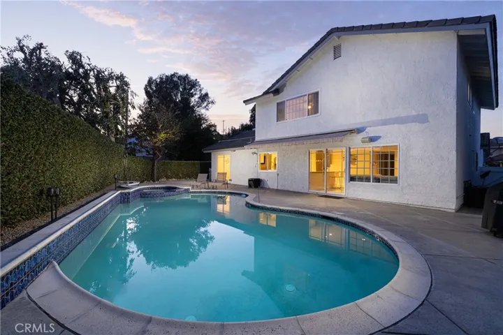 8452 Sunkist Circle, Huntington Beach, California 92646