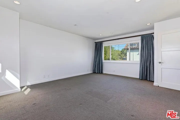 10849 Arizona Avenue, Culver City, California 90232
