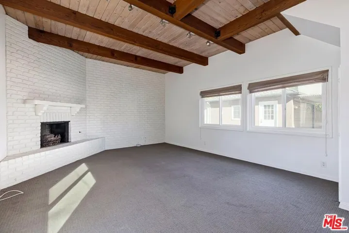 10849 Arizona Avenue, Culver City, California 90232