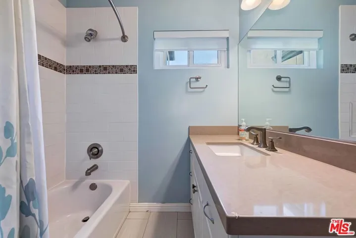 10849 Arizona Avenue, Culver City, California 90232